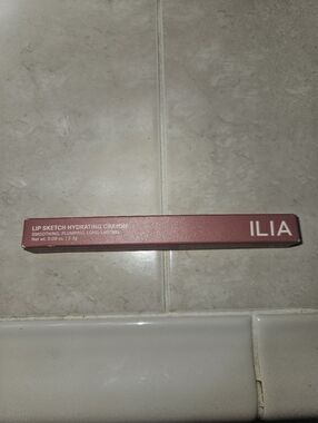 NWT Ilia Lip Sketch Hydrating Lip Crayon